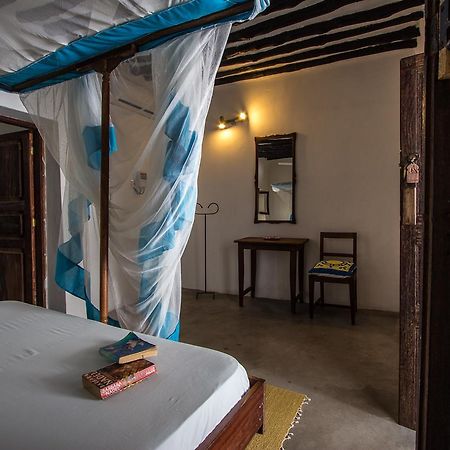 奇鹏达住宿加早餐旅馆 Zanzibar 外观 照片