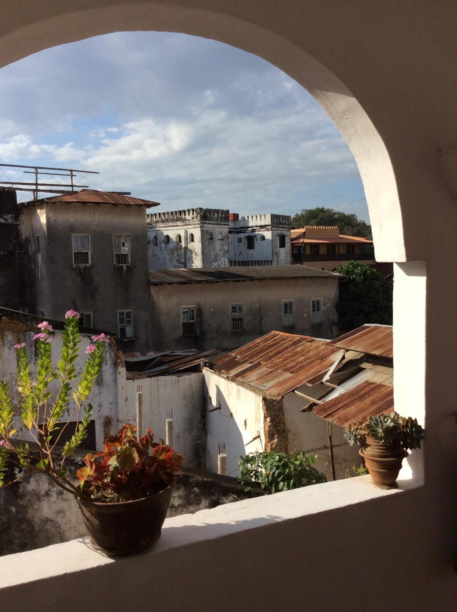 奇鹏达住宿加早餐旅馆 Zanzibar 外观 照片